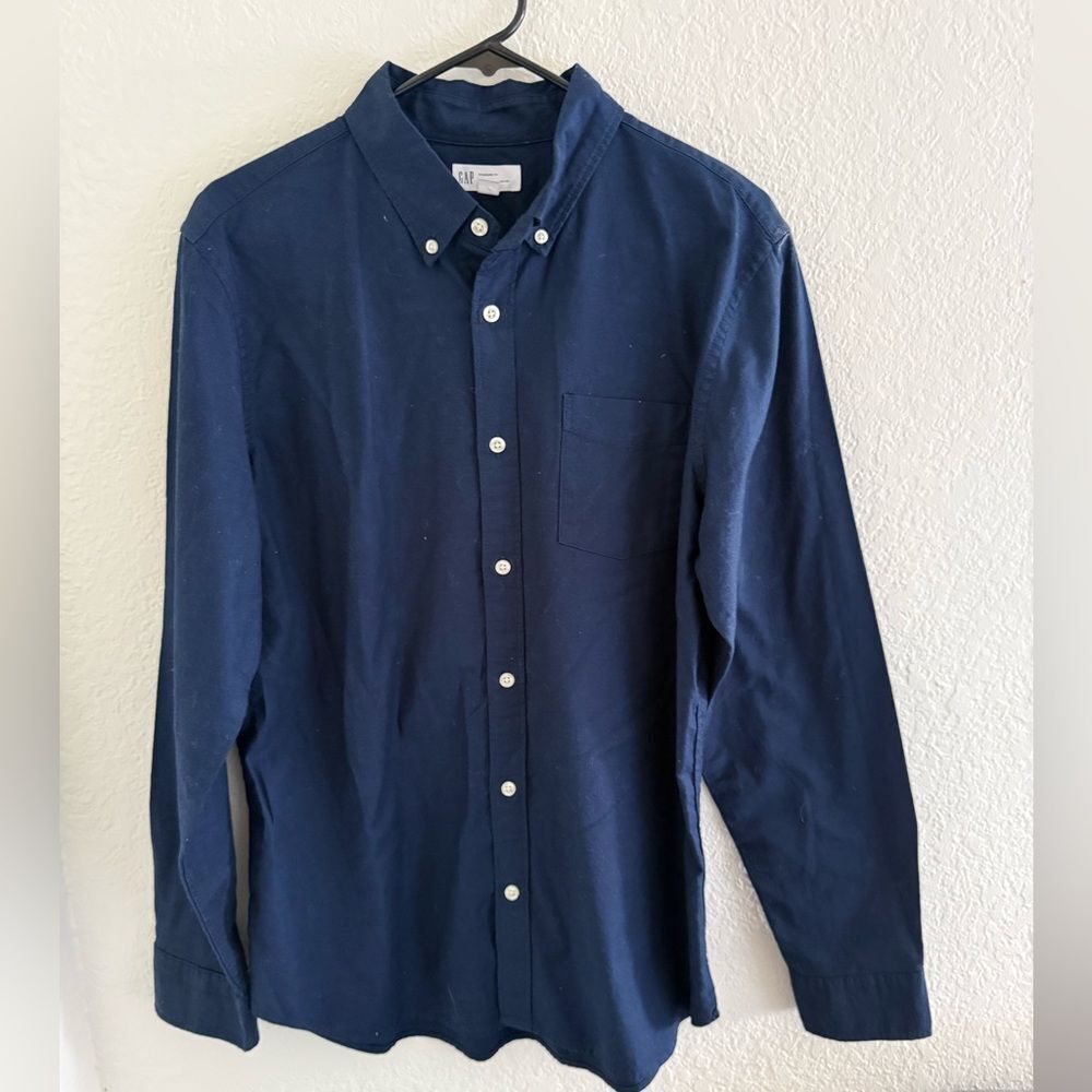 GAP Men's Deep Blue Button-Down Shirt